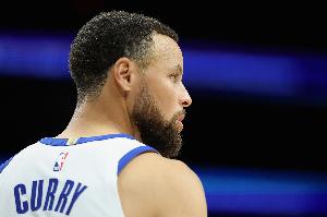 帕金斯：预计勇士将通过打附加赛后进入季后赛 库里还会是他自己