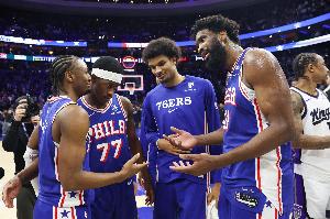 贝弗利：若恩比德保持健康 76人就是历史最具统治力的首发五人组